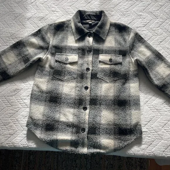 Plaid Shacket - Picture 5 of 7